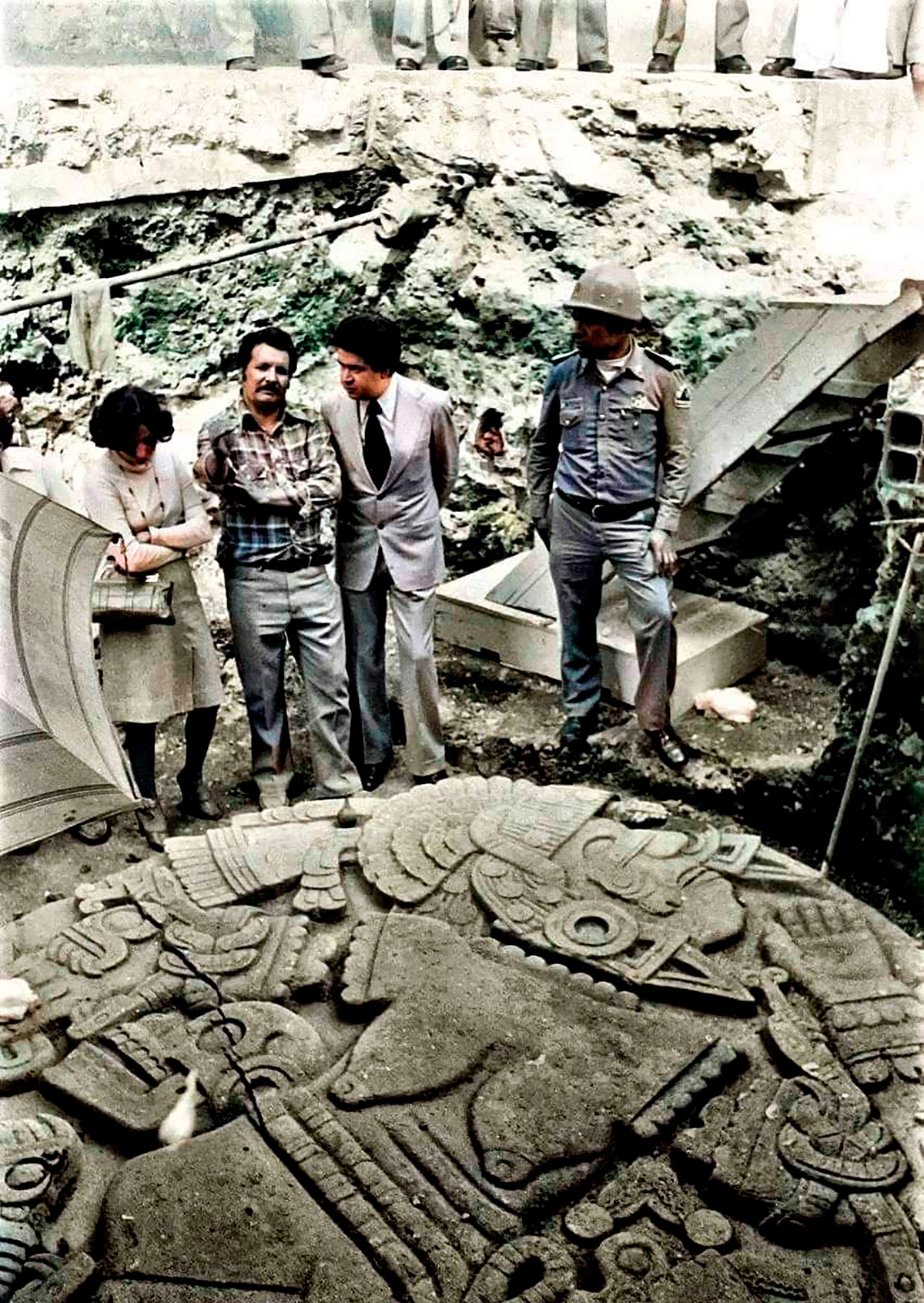 Sobre el hallazgo de la Diosa Lunar Coyolxauhqui en el Templo Mayor